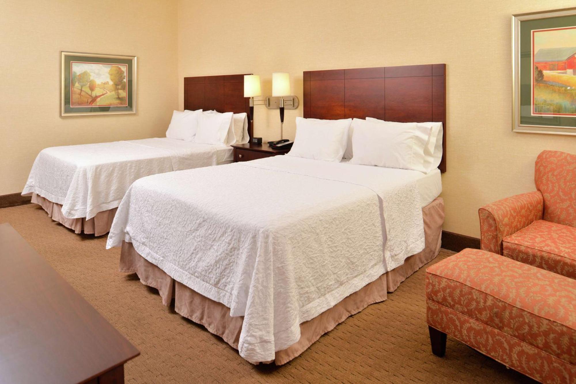 Hampton Inn Стонтон Екстер'єр фото